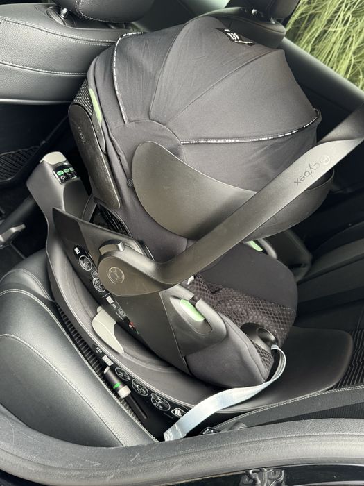 Fotelik CYBEX Platinum Cloud T i-Size z baza