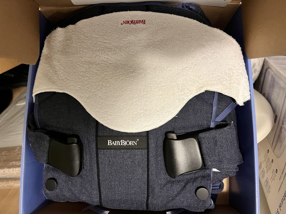 Кенгуру-переноска BabyBjorn One Blue