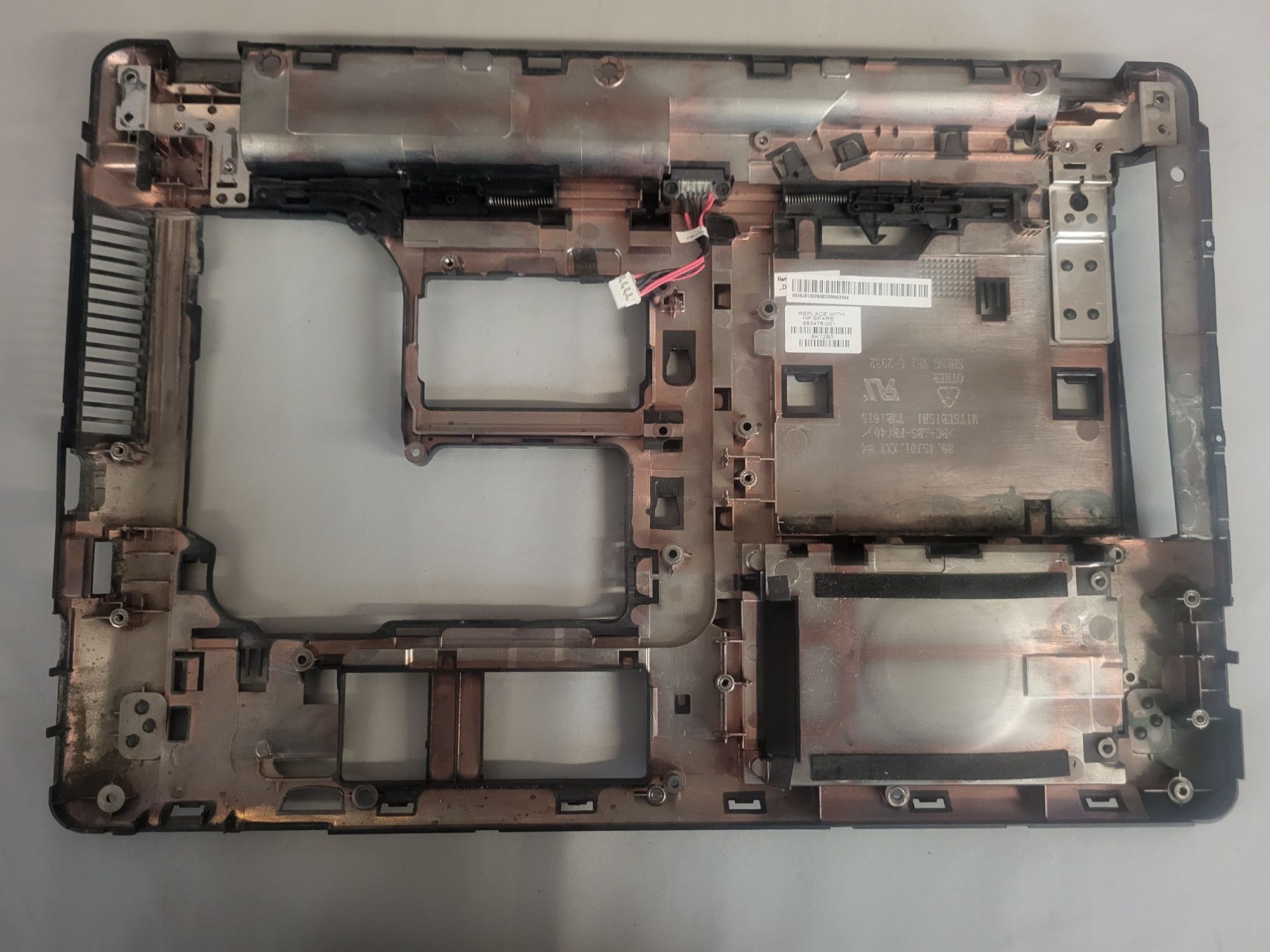 Sprzedam dolną oobudowę do laptopa HP Probook 4540s