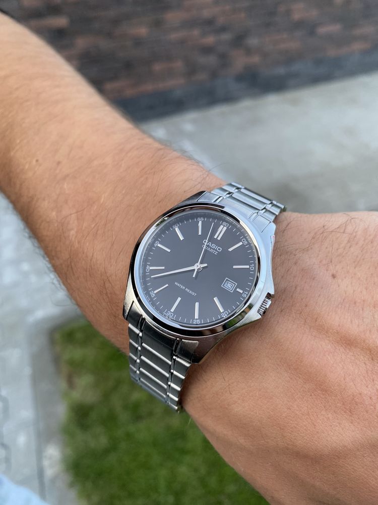 Оригінальні годинники Casio