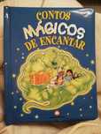 Livro infantil "Contos Mágicos de Encantar"