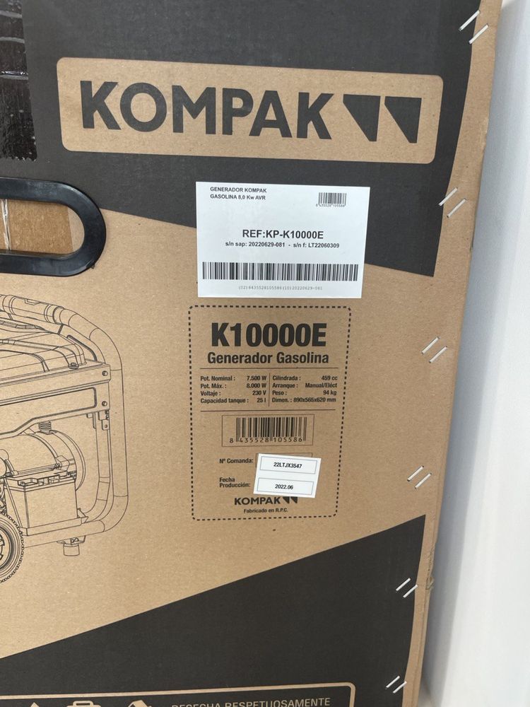 генератор KOMPAK K10000E новий