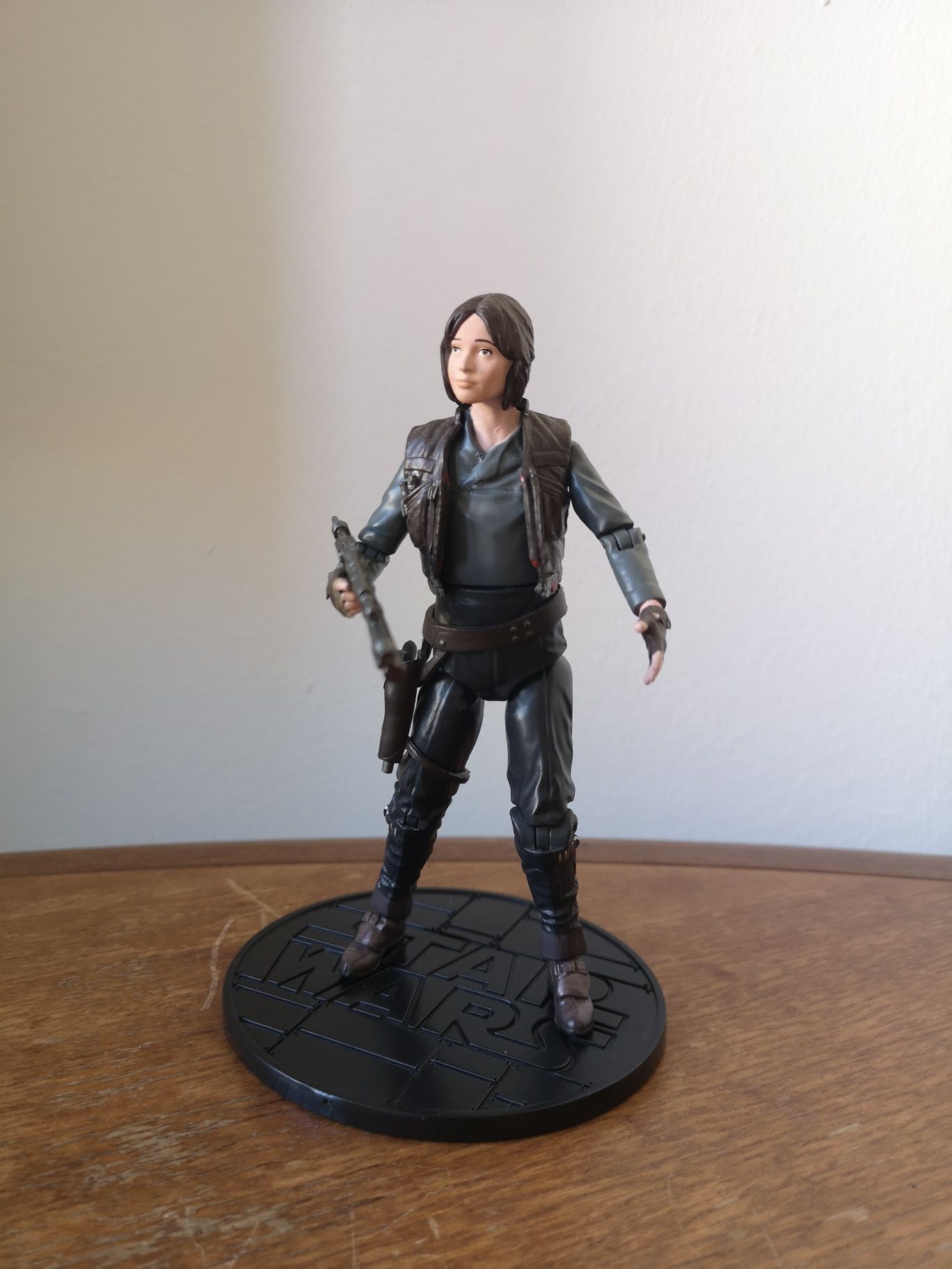 Figurino Jyn Erso de Rogue One: A Star Wars Story