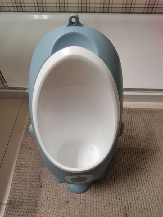 Urinol para menino regulável em altura