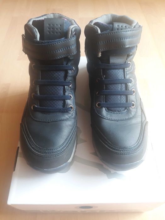 Buty dziecięce trekkingowe