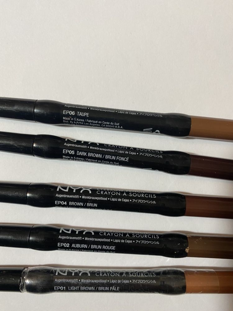 NYX Auto Eyebrow Pencil kredka do brwi