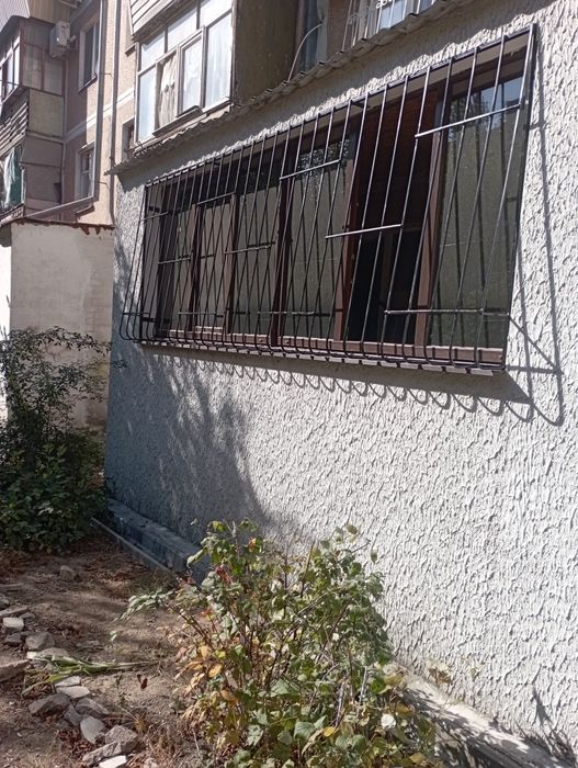 Решетки металлические на окна под заказ