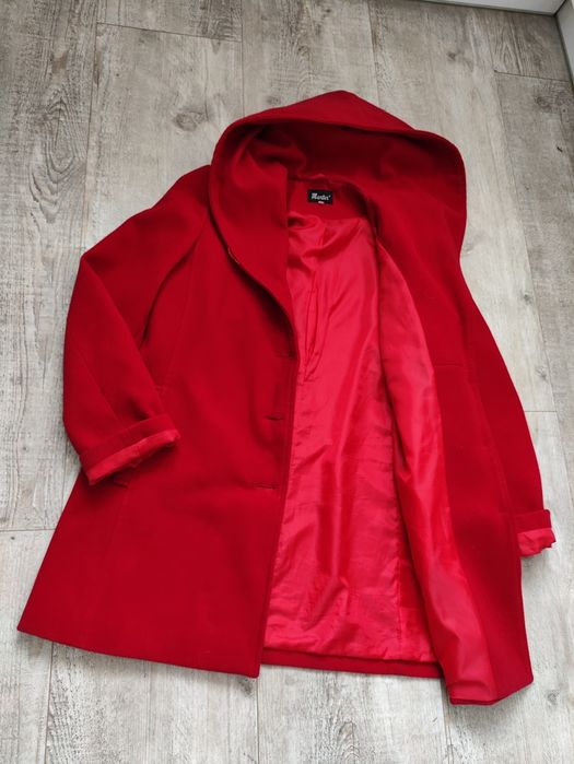 Nowy czerwony płaszcz damski zimowy 48 Martex