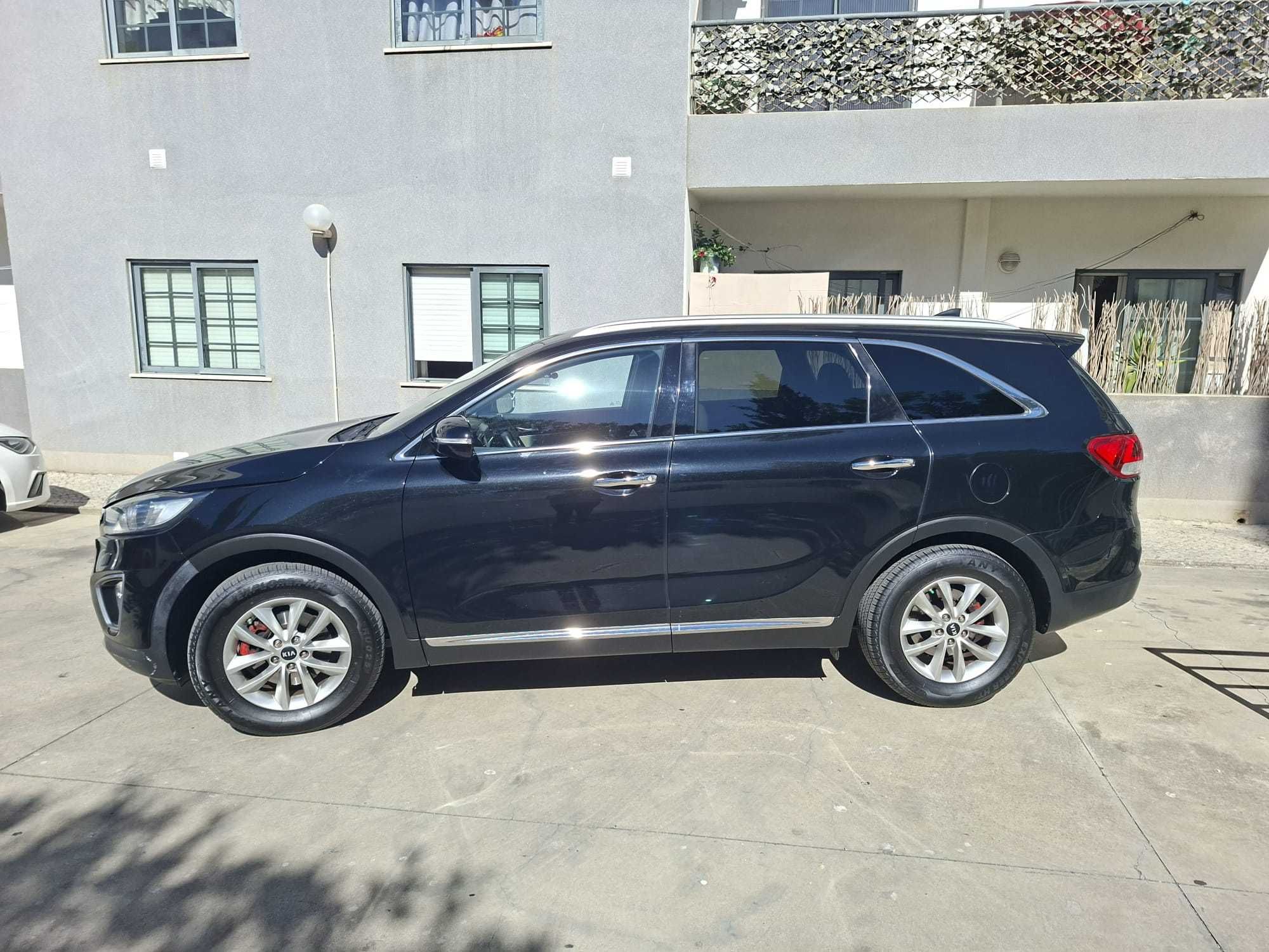 Kia Sorento 2015, preto , impecável.