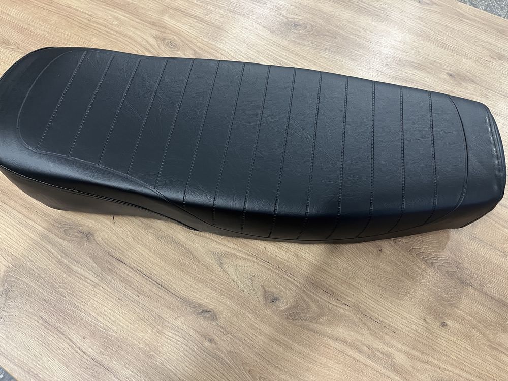 Simson S51 Enduro siedzenie kanapa czarne pikowane