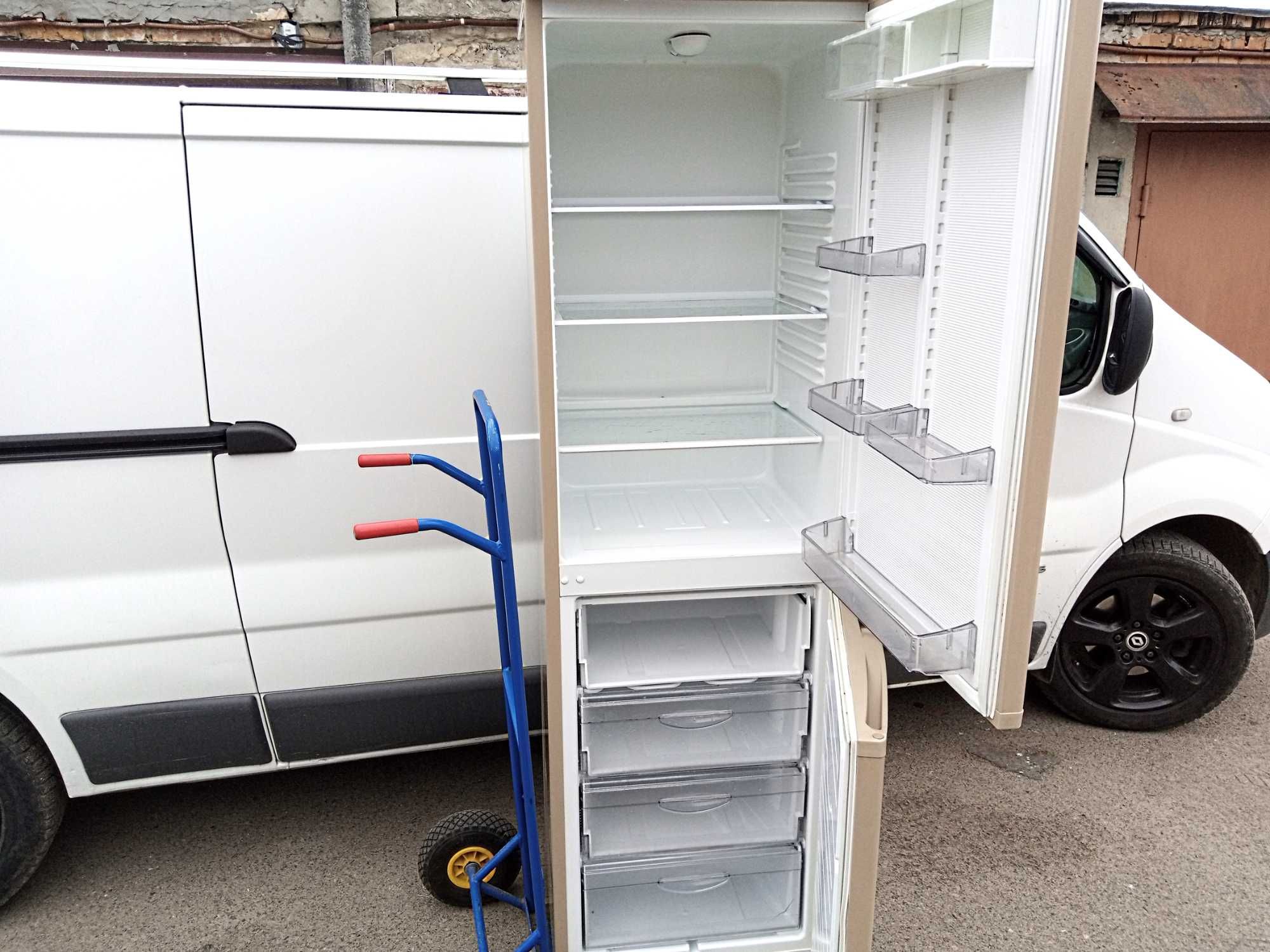 Холодильник ATLANT з морозильною камерою