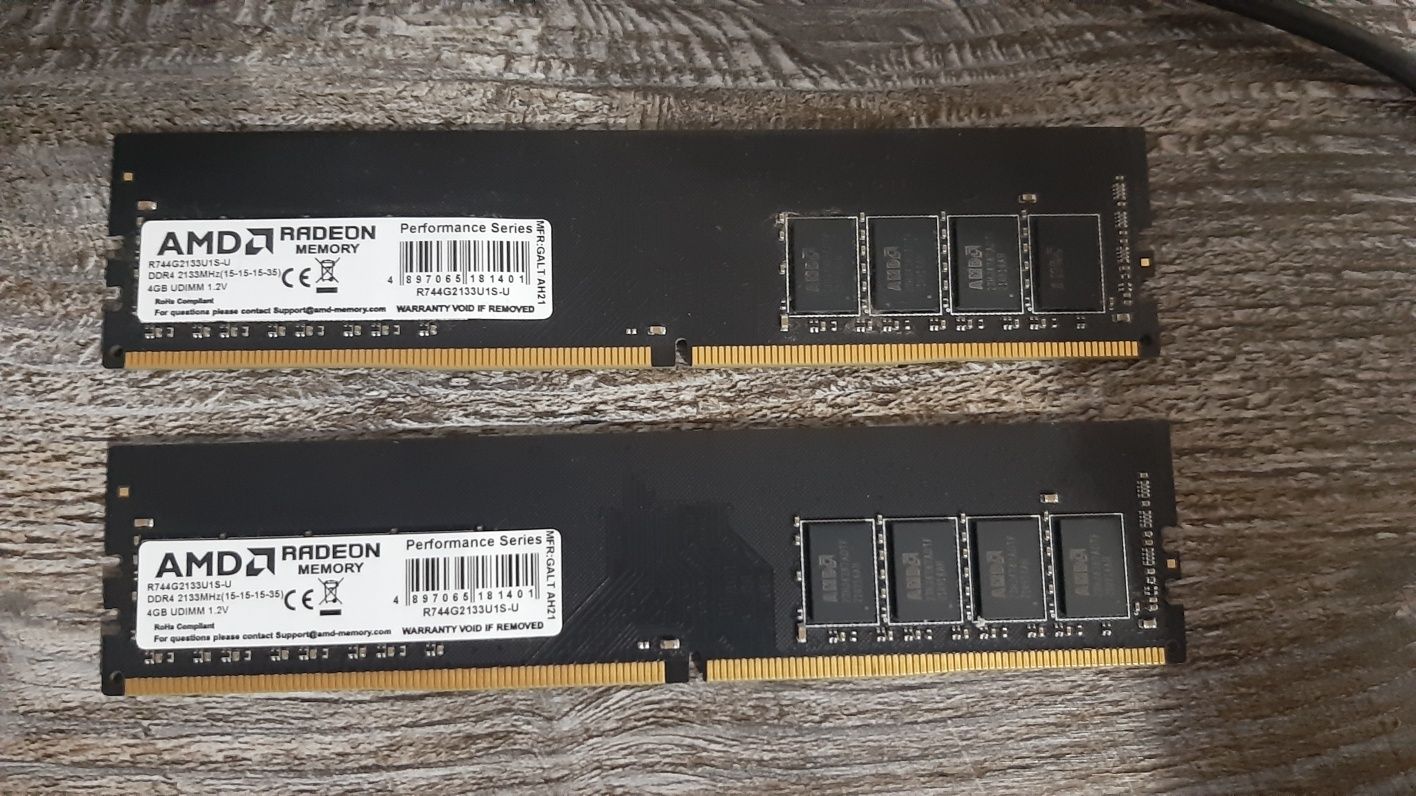 Оперативна пам'ять 2x 4gb DDR4 2133MHz