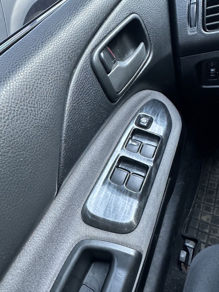 Mitsubishi Lancer 9