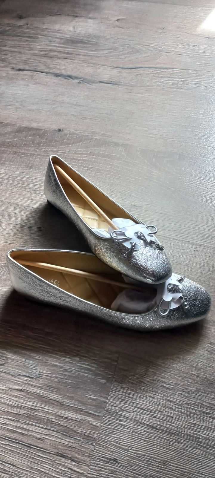 Оригинальные кожаные балетки Michael Kors , новые.