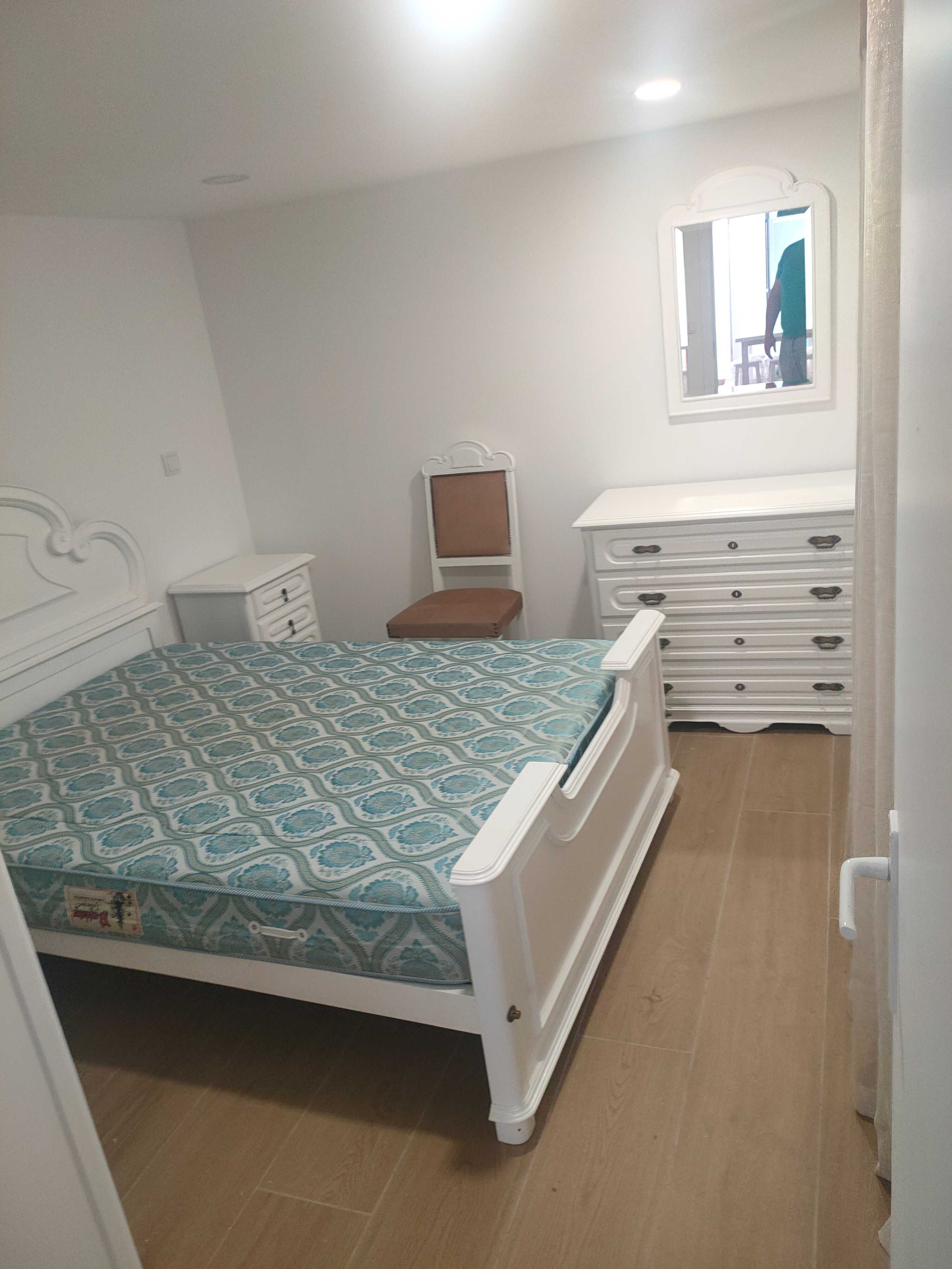 Quartos de Casal para Arrendamento / Tudo Incluído