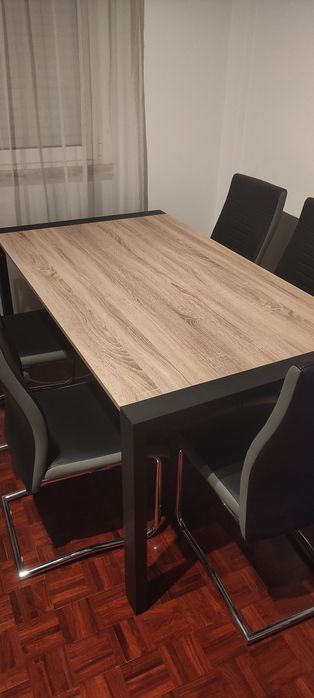 Mesa de jantar extensível + 6 cadeiras
