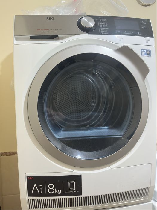 Продаж сушильної машинки для одягу AEG