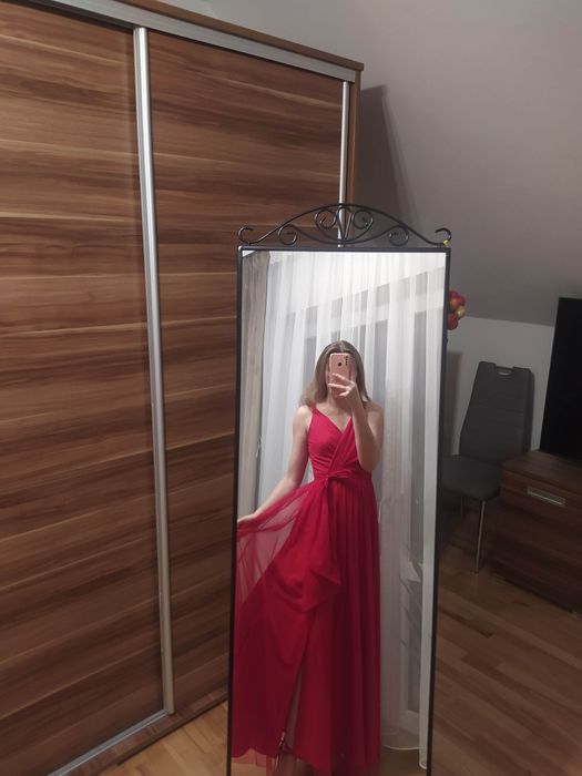 Sukienka na studniówkę