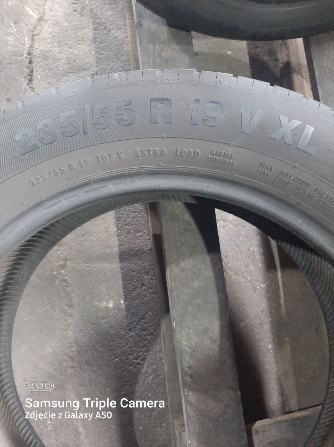 1x Continental 235/55R19 ContiEcoContact 5 LATO