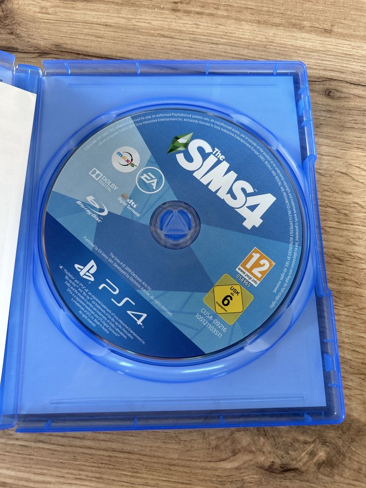 The Sims 4 na PS4