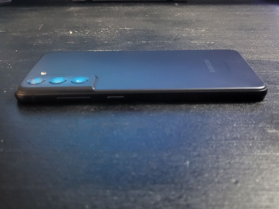 Samsung s21 fe 6/ 128 snapdragon 888