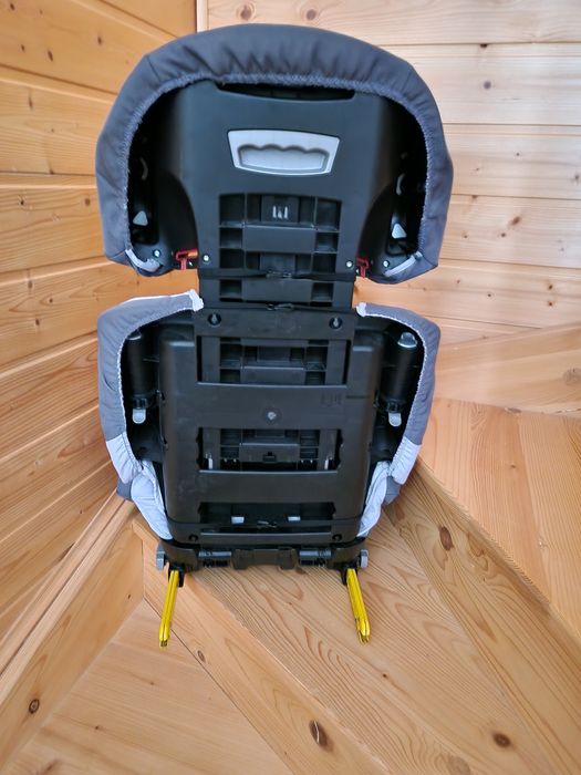 Fotelik samochodowy Maxi Cosi Rodi Fix 15-36kg z isofix