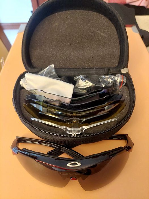 KIT Óculos Oakley  para Ciclismo,  Air Soft ou outros desportos.