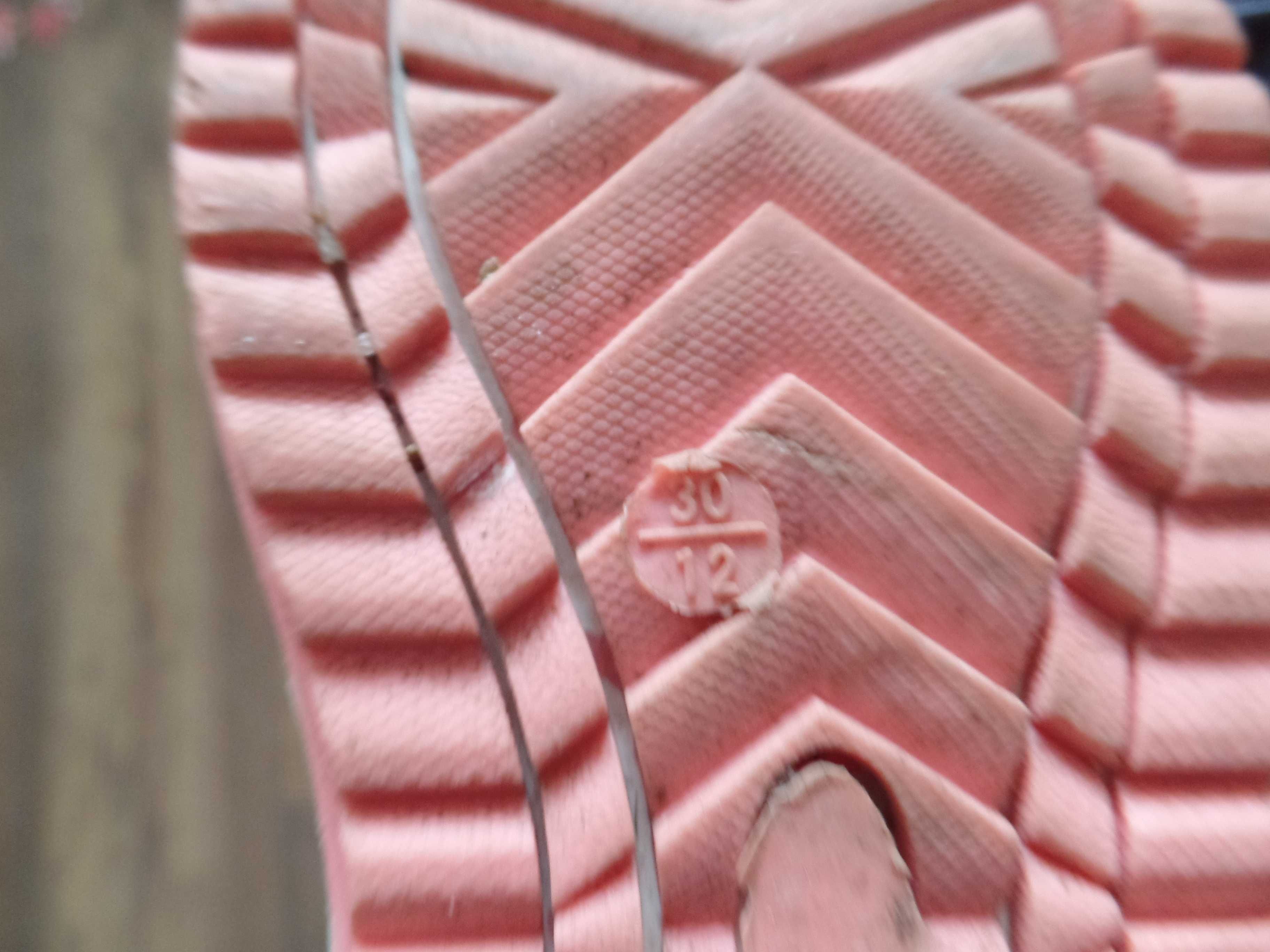 Buty zimowe, śniegowce na śnieg R. 30