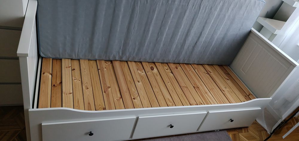 Łozko Hemnes ikea