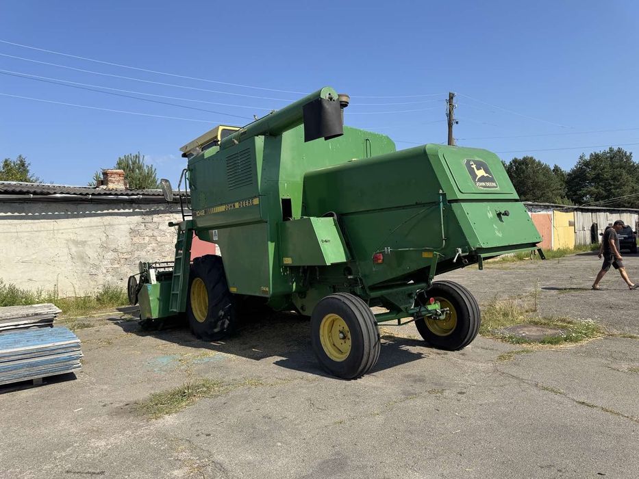 Комбайн зернозбиральний JOHN DEERE 1042
