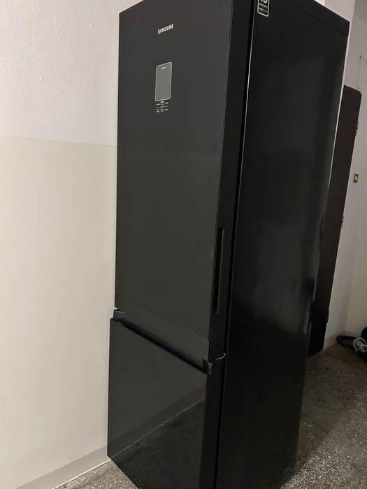 Lodówka Samsung No Frost szkło