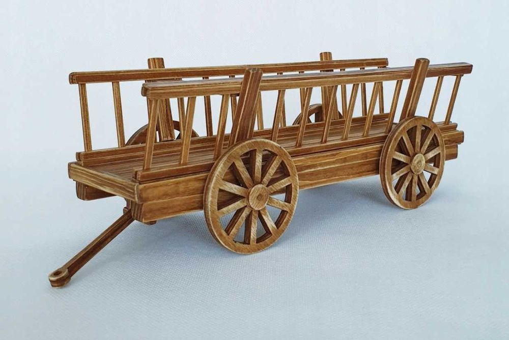 Drewniany wóz drabiniasty
