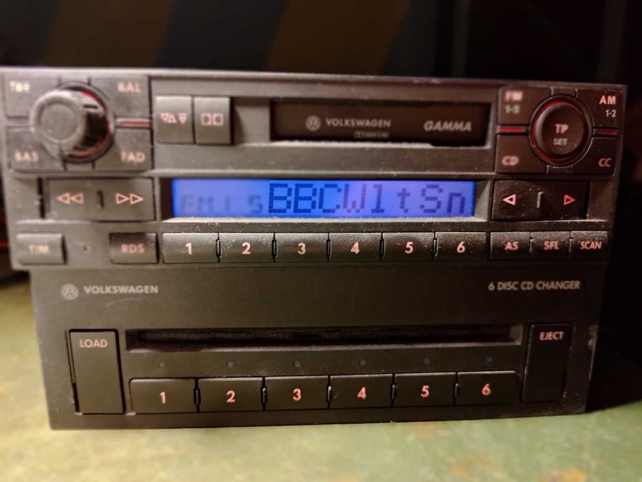 Radio VW Gamma V Technisat + zmieniarka VW 6 CD Sony, + kod. Komplet