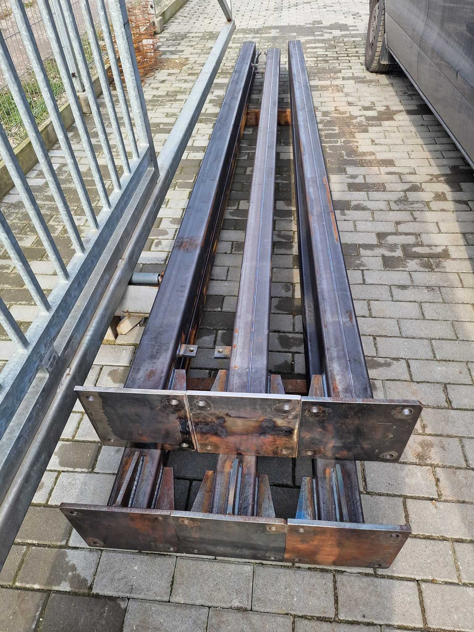 Słupy stalowe do konstrukcji wysokość 3 mb  profil 100x100- 40 sztuk.