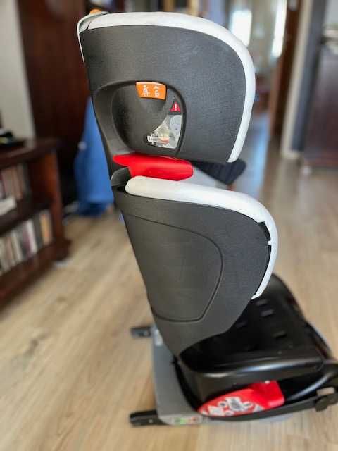 Fotelik samochodowy Chicco Oasys Fixplus Evo  15-36Kg