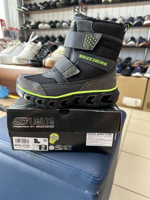 Ботинки зимние детские Skechers Hypno Flash 32,  33,5.