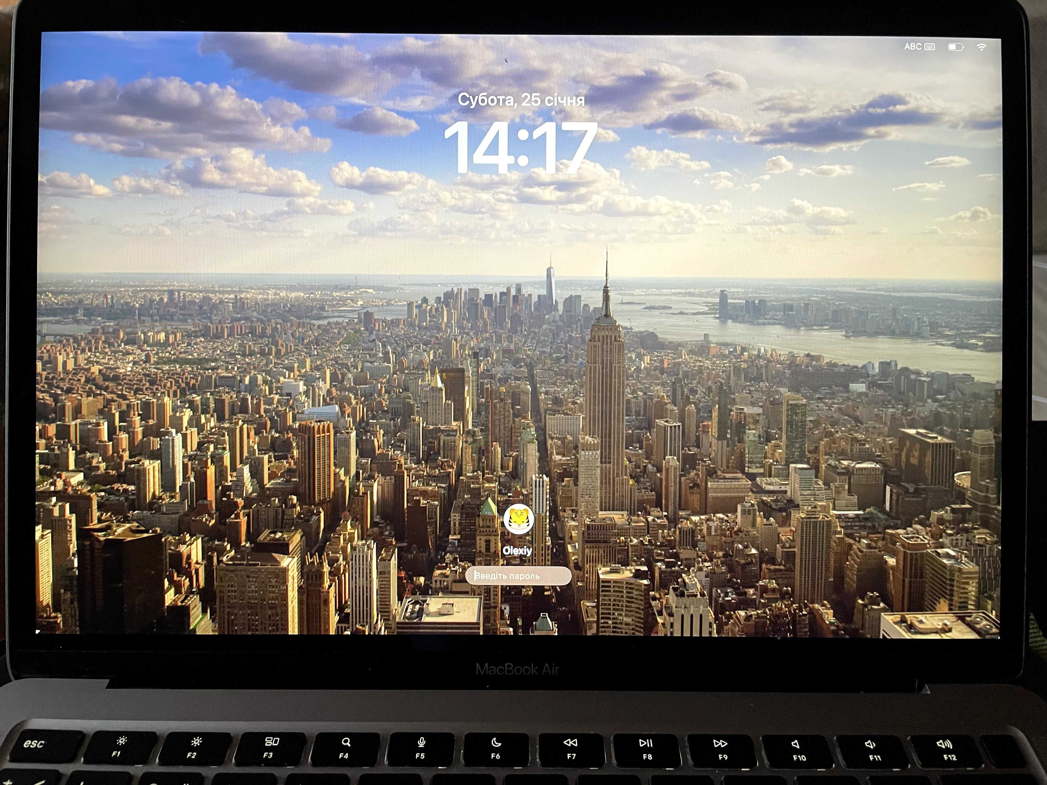 Apple MacBook Air M1 Chip 13"/256 Space Gray