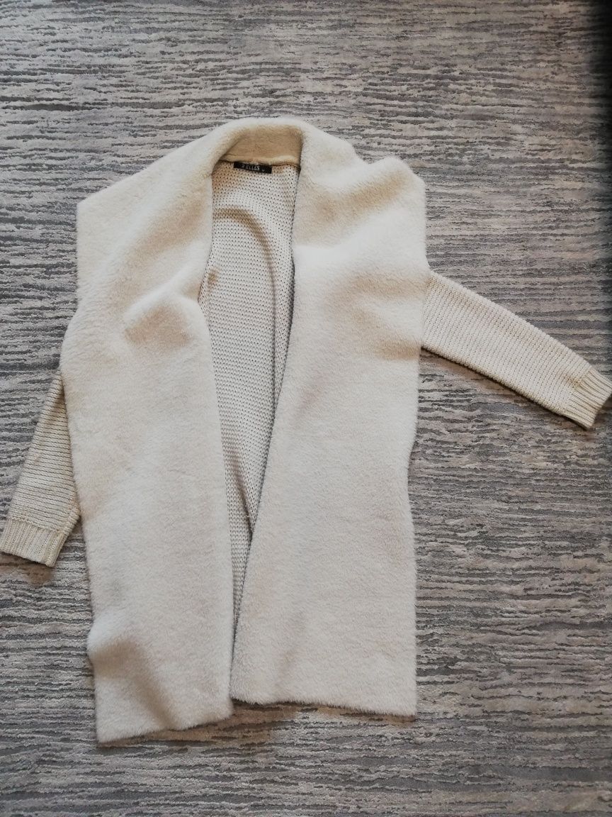 Ciepły sweter damski