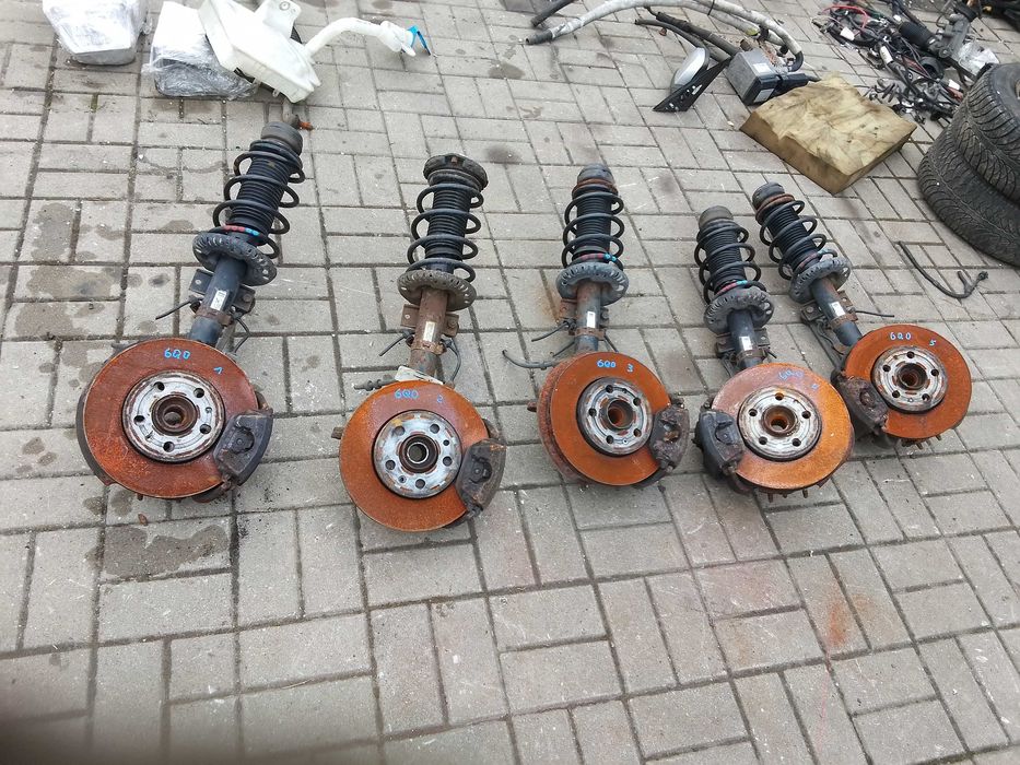 VW POLO IV SKODA FABIA 1 mcperson zwrotnica benzyna