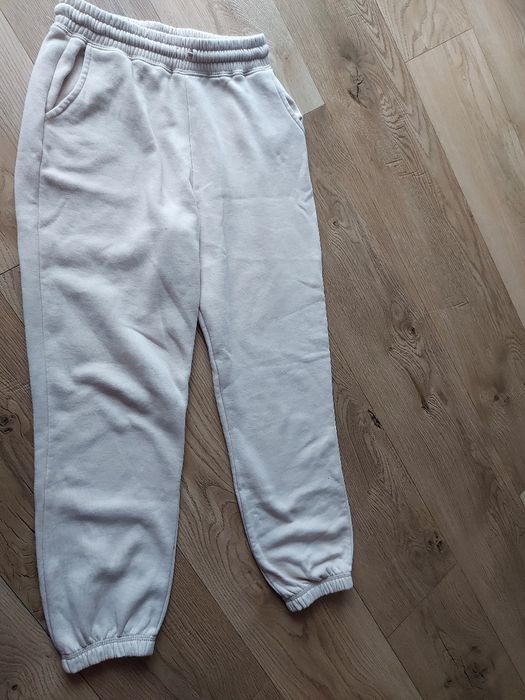 Spodnie ciepłe 146 152 primark ściągacz