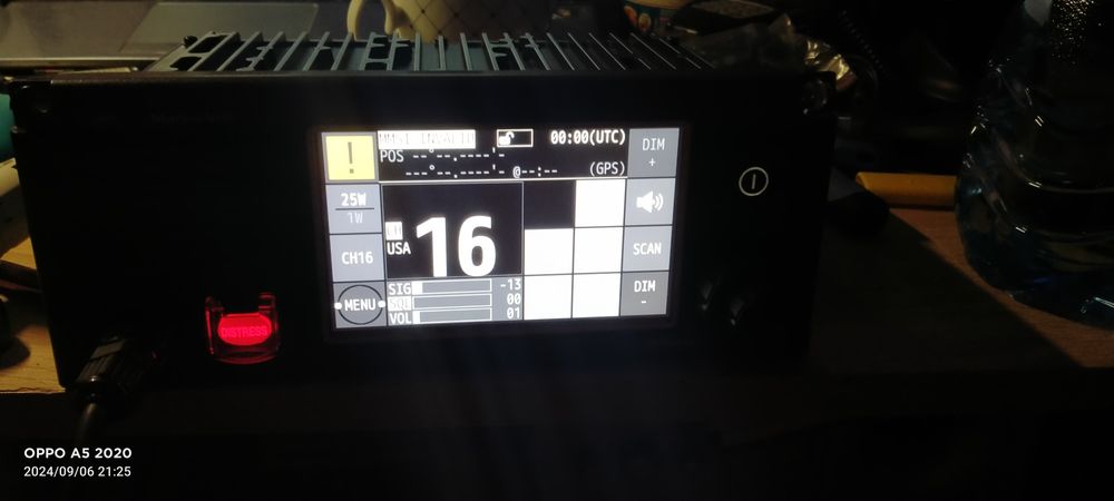 Najnowszy radiotelefon vhf morski