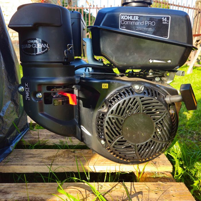 Kohler Command PRO 14 Hp.