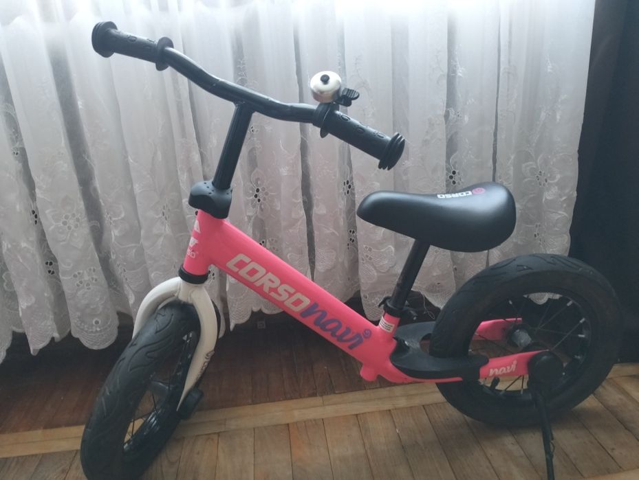 Дитячий біговел рожевий