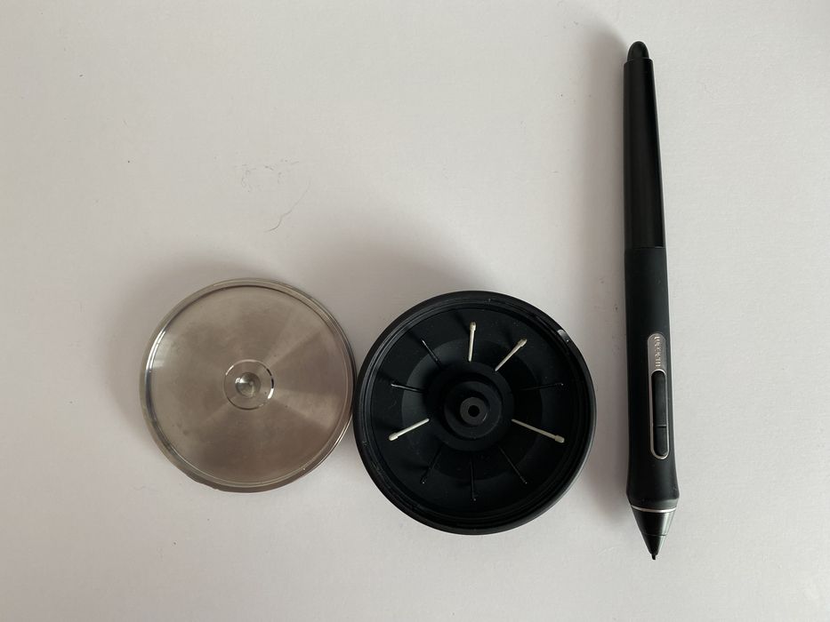 Графічний планшет Wacom Intuos Pro S ( PTH460)