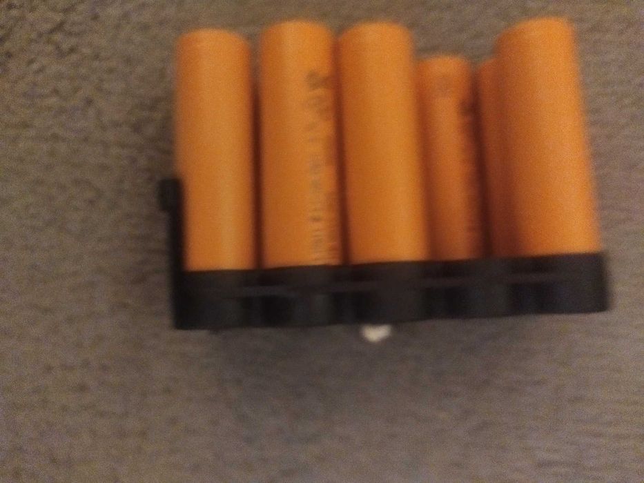 Самсунговські високотокові акамулятори