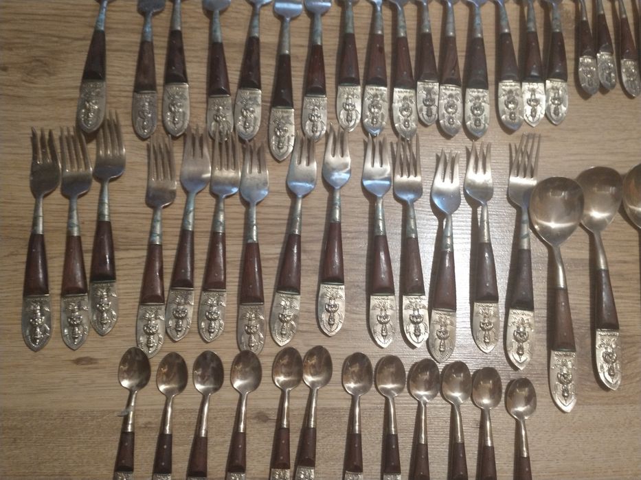 Zestaw sztućców tajlandzkich 137szt