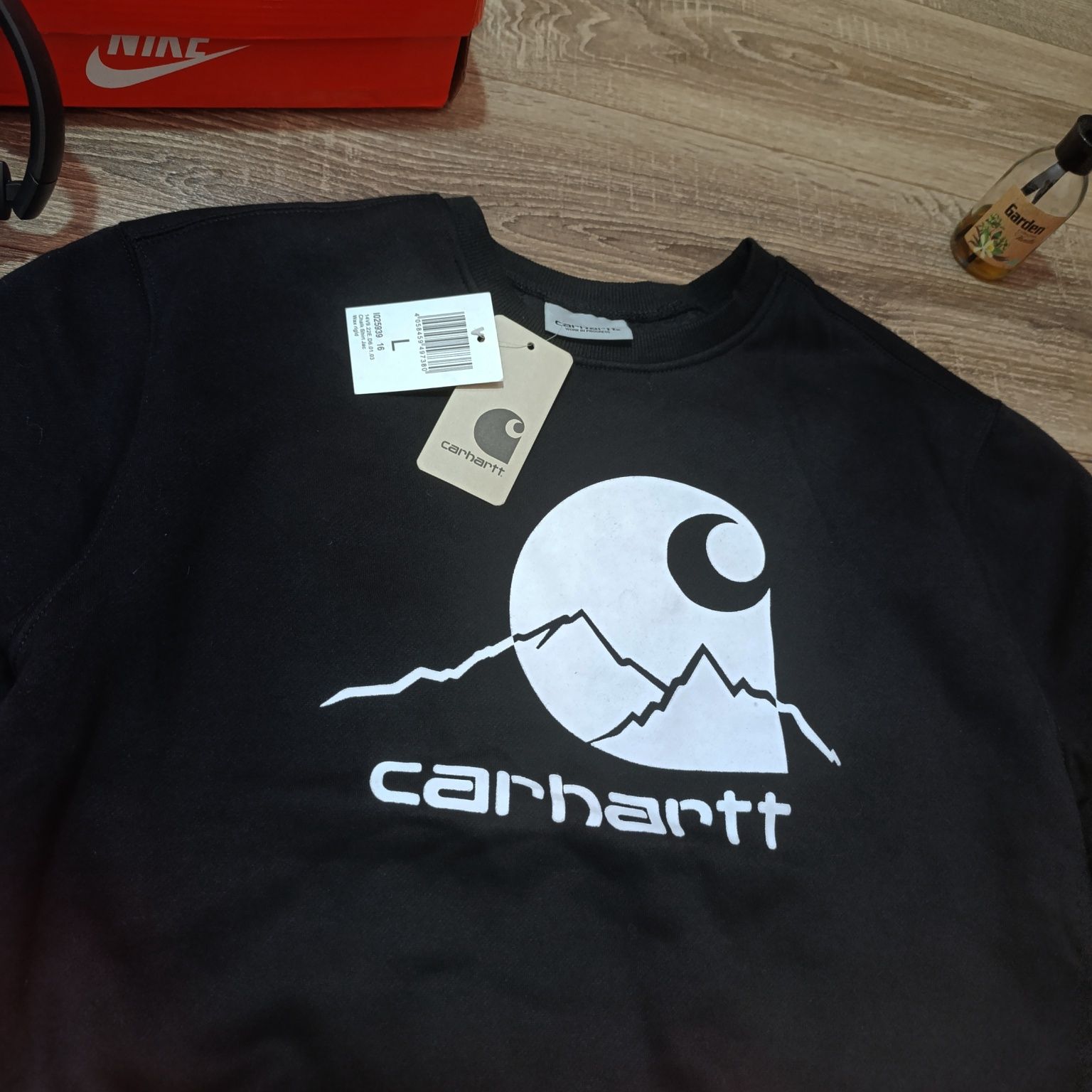 Кофта від Carhartt