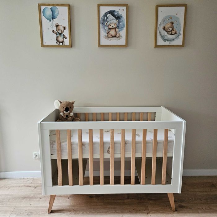 Łóżeczko Swing 120/60 marki Pinio z materacem FizjoMommyxRucken