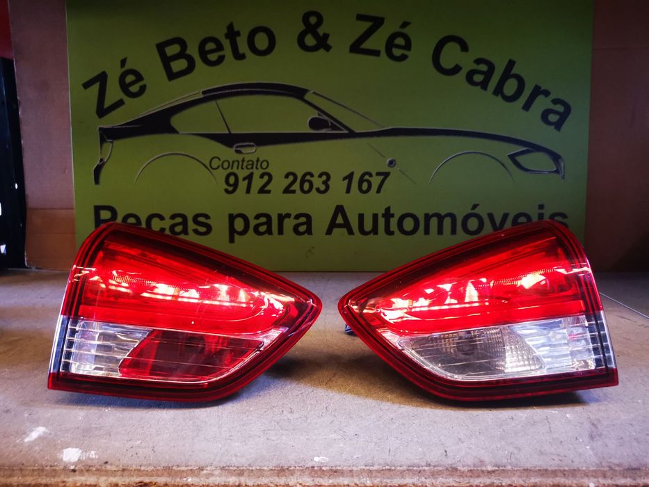 RENAULT CLIO IV BREAK FAROLIM MALA - FT288 FT289