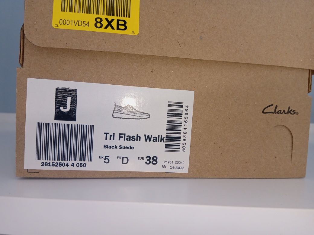 Sneakersy damskie marki Clarks rozmiar 38(24 cm)